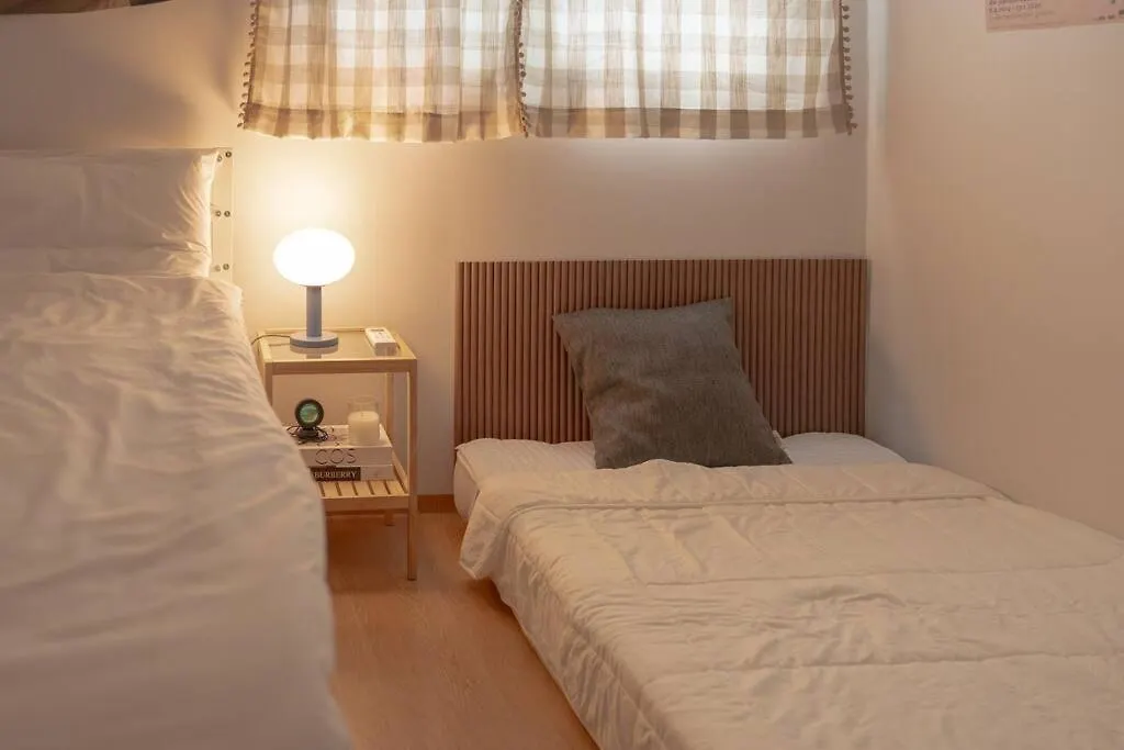 Hue House Apartment Seoul