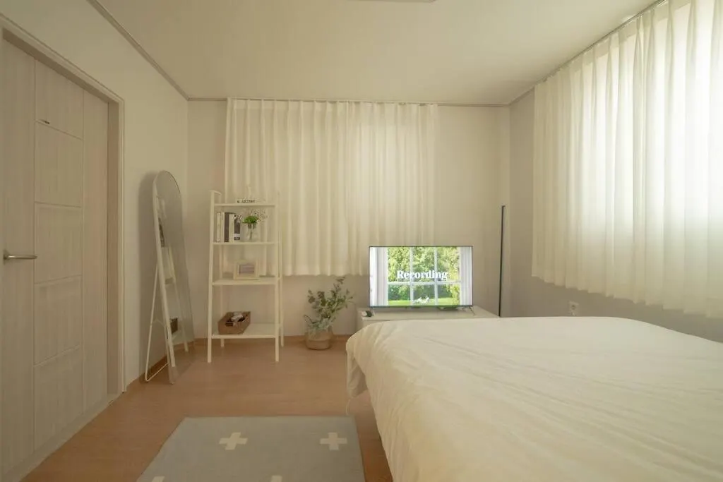 Hue House Apartment Seoul